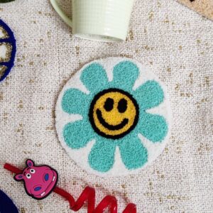 Groovy Smiley Daisy Mug Rug