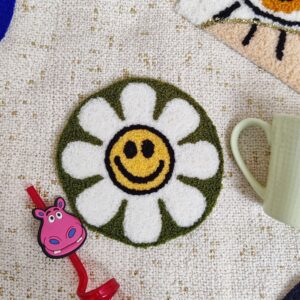Retro Smiley Daisy Mug Rug